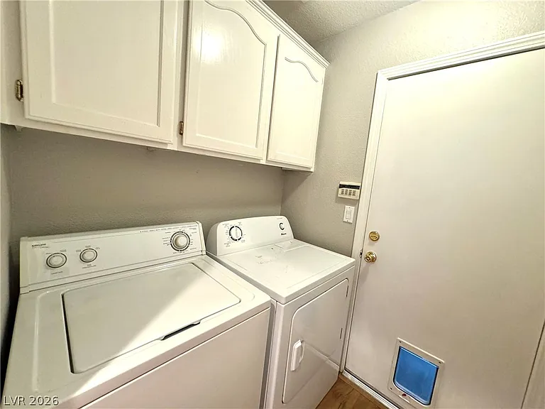 10224 Desert Wind Dr — Photo 23