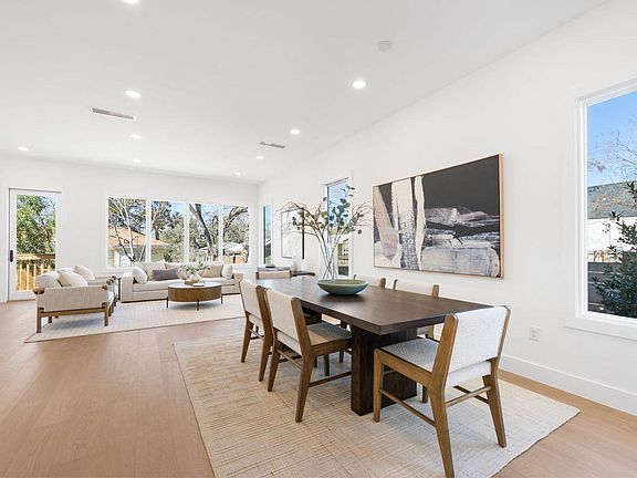 3rd image of 2406 Euclid Ave #1