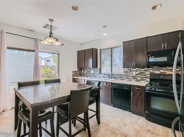 2905 Vigilante Ct, North Las Vegas, NV 89081