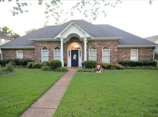 1795 Woodside Cir, Tupelo, MS 38801