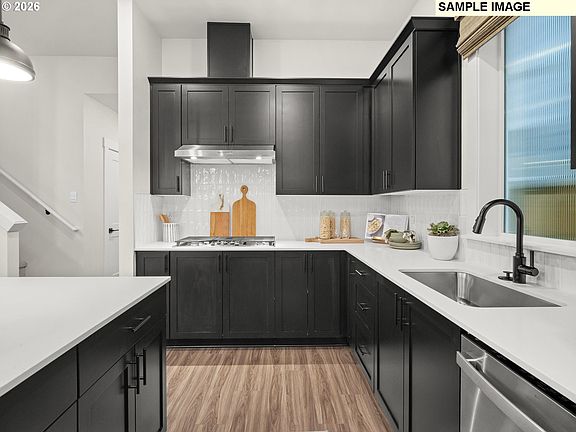 5th image of 18374 SW Weeks Way