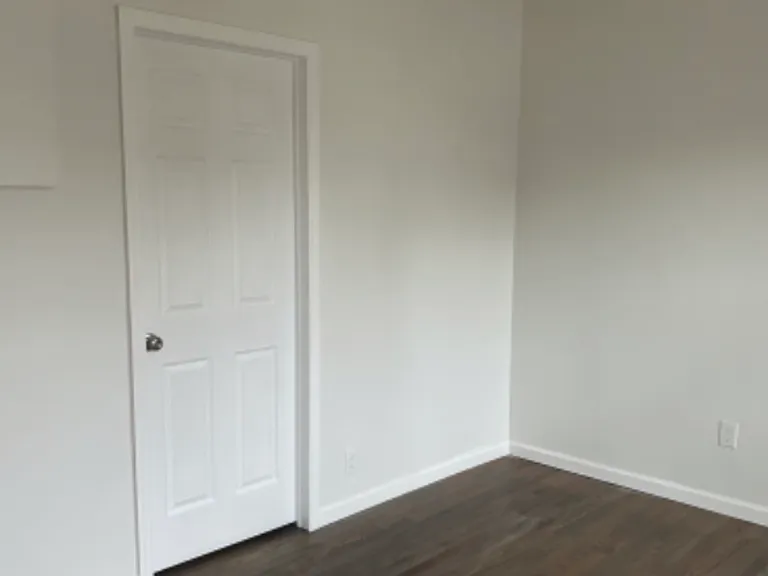 346 Madison Ave #3 — Photo 3