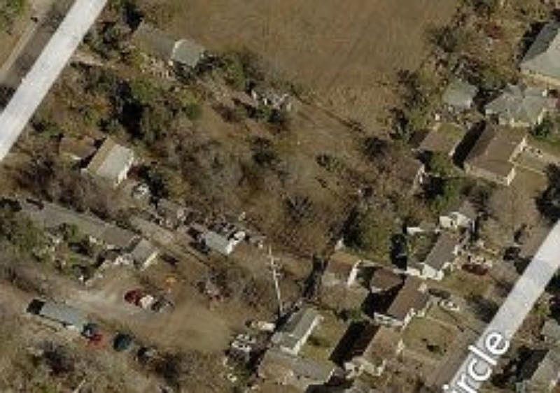 1st image of 806 Omaha Dr