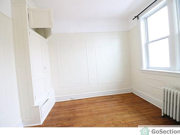2nd image of 138 Baldwin Ave APT 20