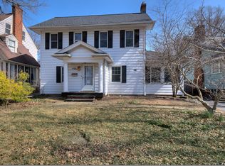 1251 Quilliams Rd, Cleveland Heights, OH 44121
