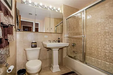 Sold by Avenue Sotheby's International Realty