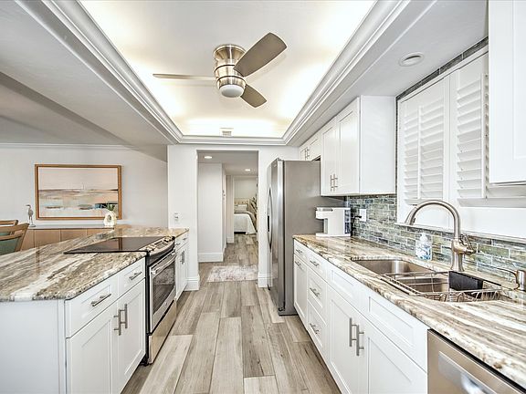 5th image of 931 Collier Ct APT A401