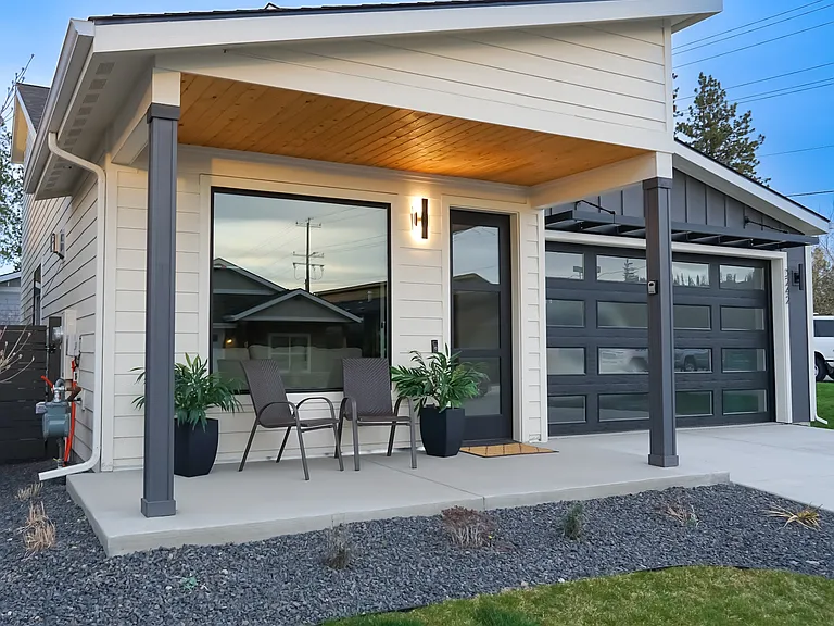 3242 N Rosalia Rd — Photo 25