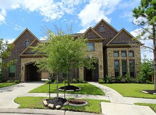 8403 Sublime Point Dr, Cypress, TX 77433