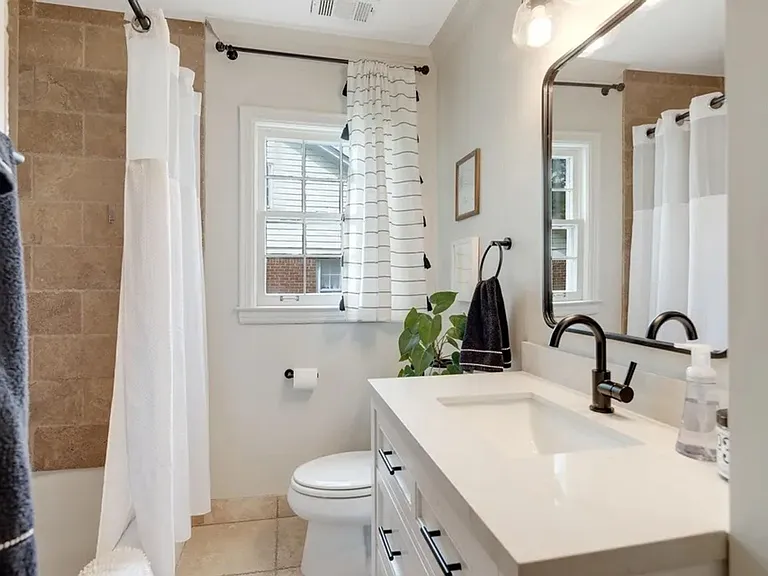 3731 Oakley Ave — Photo 17