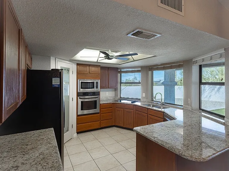3385 Poppy Trail Dr — Photo 12