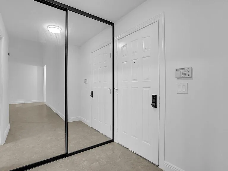 112 Inner Harbour Way — Photo 7