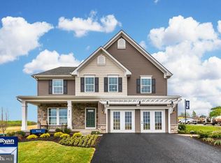 18326 Thornhill Dr, Hagerstown, MD