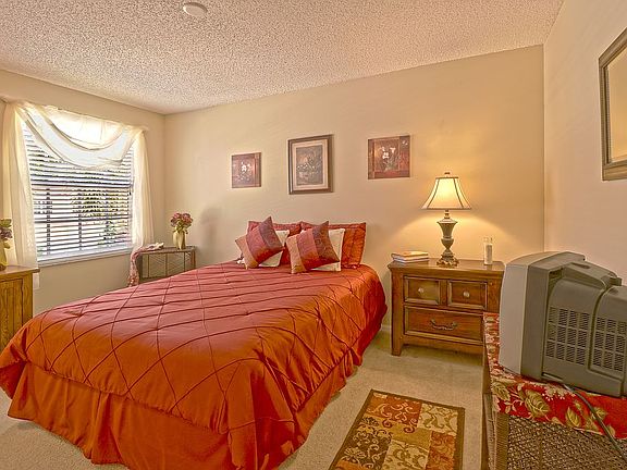 4th image of 7794 Colony Lake Dr