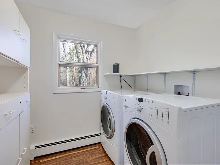 565 Jack Pine Ct — Photo 14