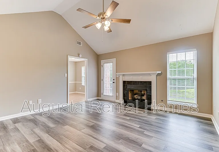 4416 Hatteras Dr — Photo 8