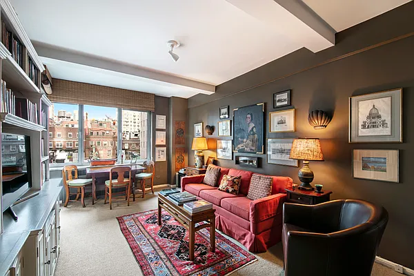 Sold by Compass | media 6