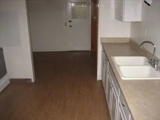 438 Dewitt Ave — Photo 11