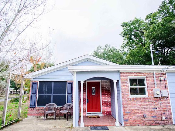 3rd image of 6401 Beauclair Dr
