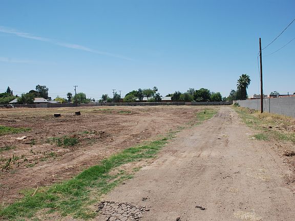 5th image of 2522 N 35th Ave Lot 1