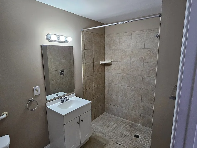 103 Etta Vaughn Ln — Photo 12