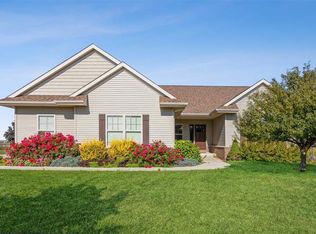 4708 Hay Field Ct SW, Cedar Rapids, IA 52404