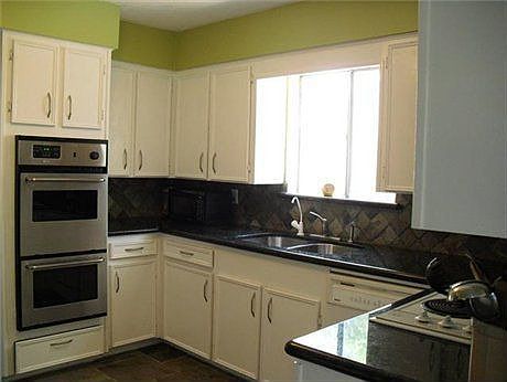 4th image of 4114 Laurel Grove Dr