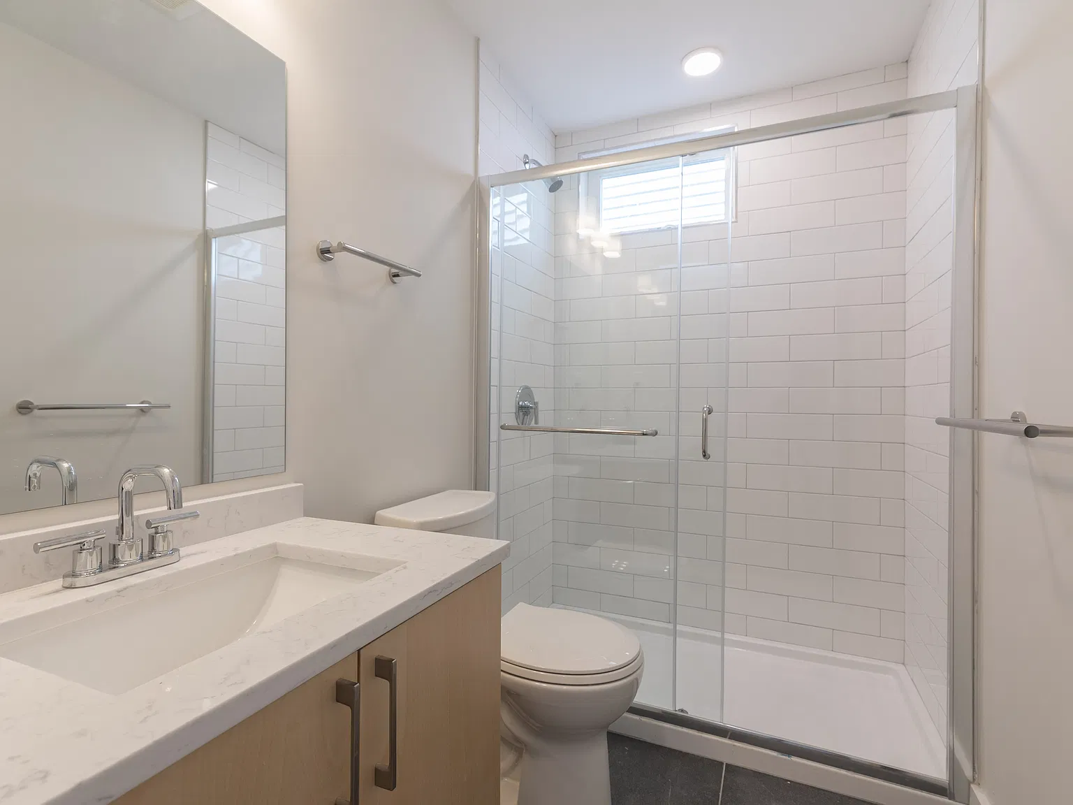 843 Columbia Rd — Photo 3