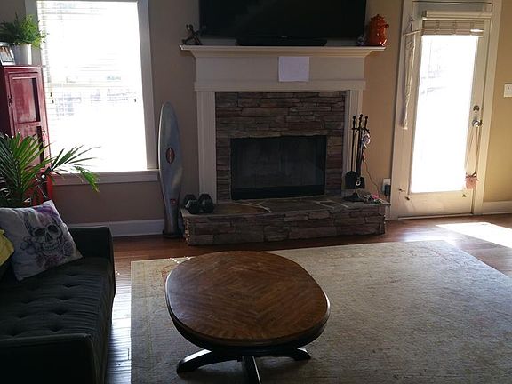 5th image of 11 Magnolia Place Dr