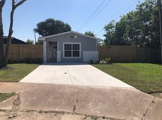 2838 Ebbtide Dr, Houston, TX 77045