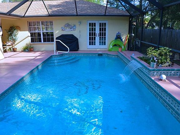3rd image of 3877 Garlenda Ave