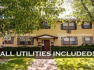 1054 Grognet St #11220212, Green Bay, WI 54302