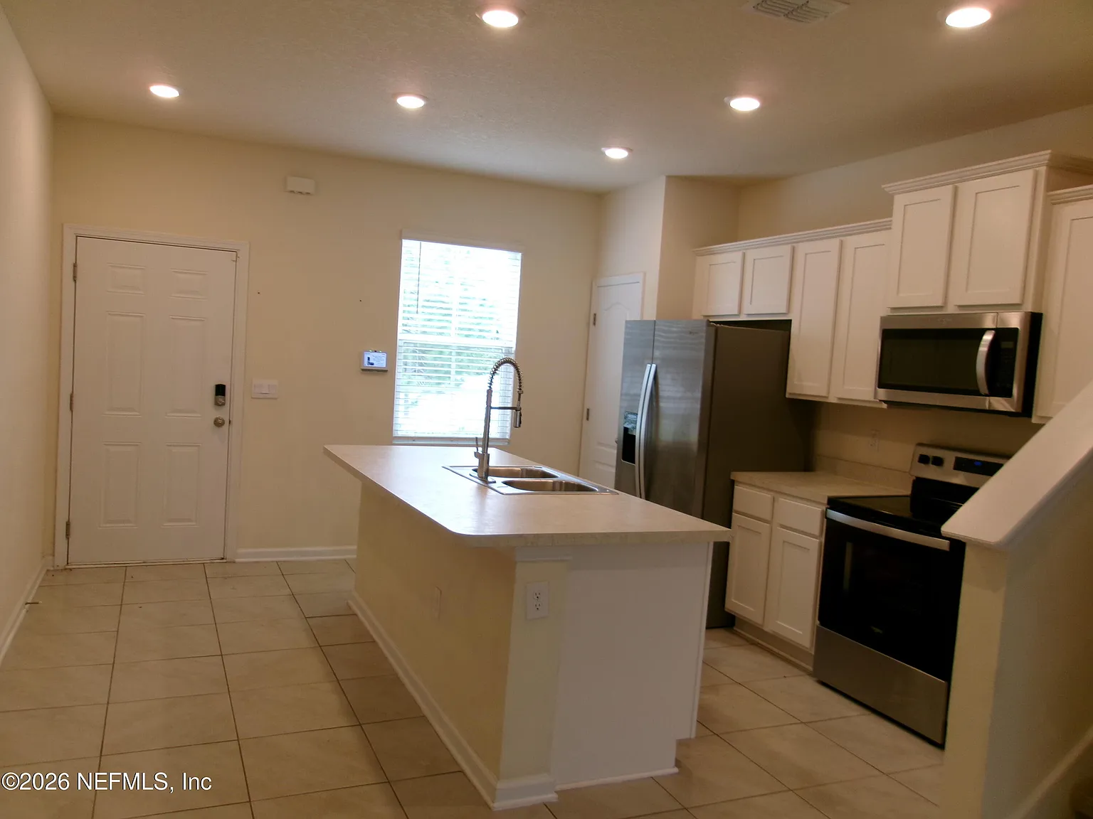 508 Running Woods St — Photo 3