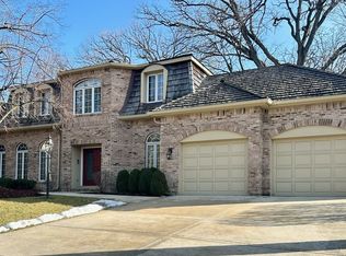 419 Le Provence Cir, Naperville, IL