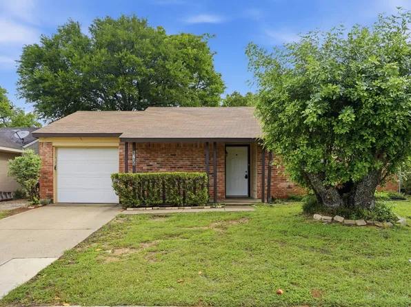 6735 Woodhill Rd, Dallas, TX 75217