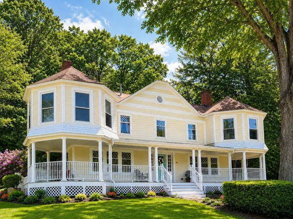 30 Old Post Road N, Red Hook, NY 12571