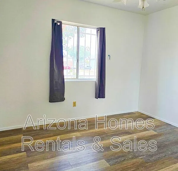 2425 S Rose Peak Dr — Photo 8