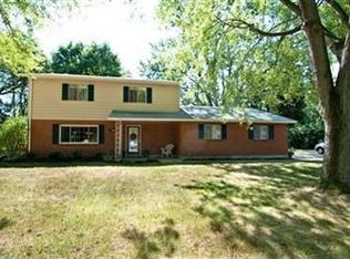 580 Deauville Dr, Dayton, OH 45429