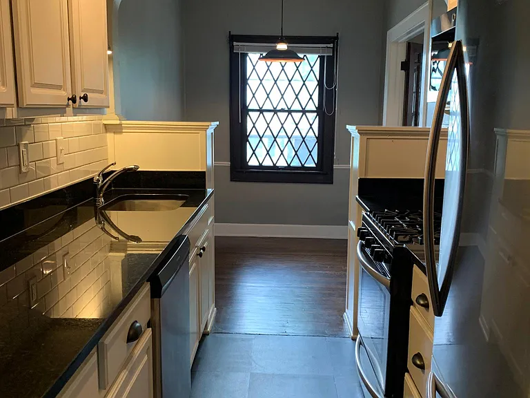 2030 N Delaware St #11 — Photo 4