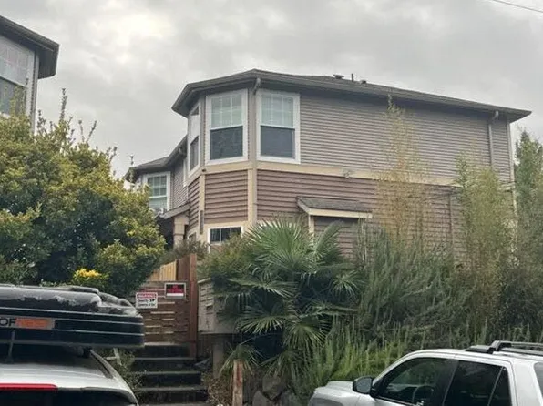 10547 Midvale Ave N Unit A, Seattle, WA 98133