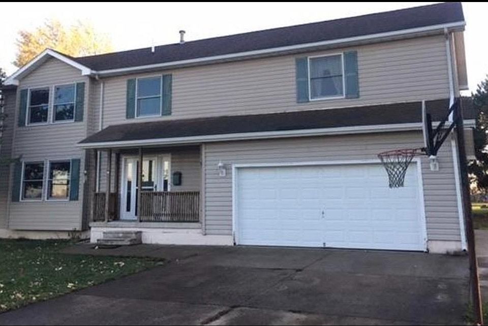 1st image of 3320 Hayes Ave