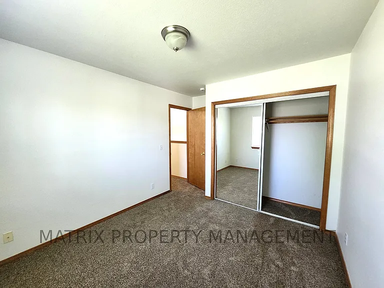 2671 W Apperson Dr — Photo 9