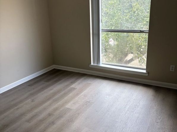 1 Butler Dr #14