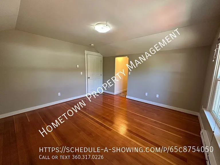 6231 Martin Way E — Photo 29