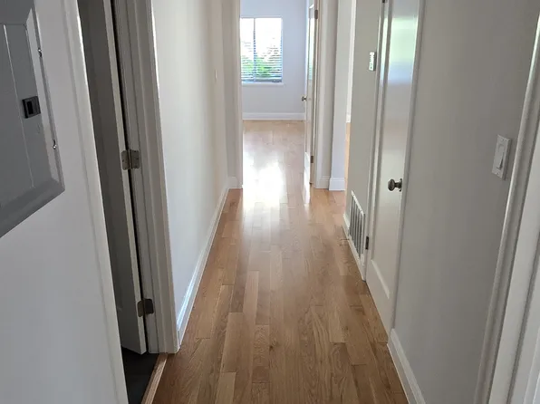 265 Lenox Ave APT 5, Oakland, CA 94610