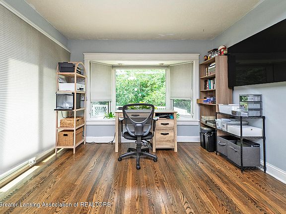 4th image of 2227 Hamilton Rd