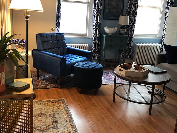 tenants livingroom different color now