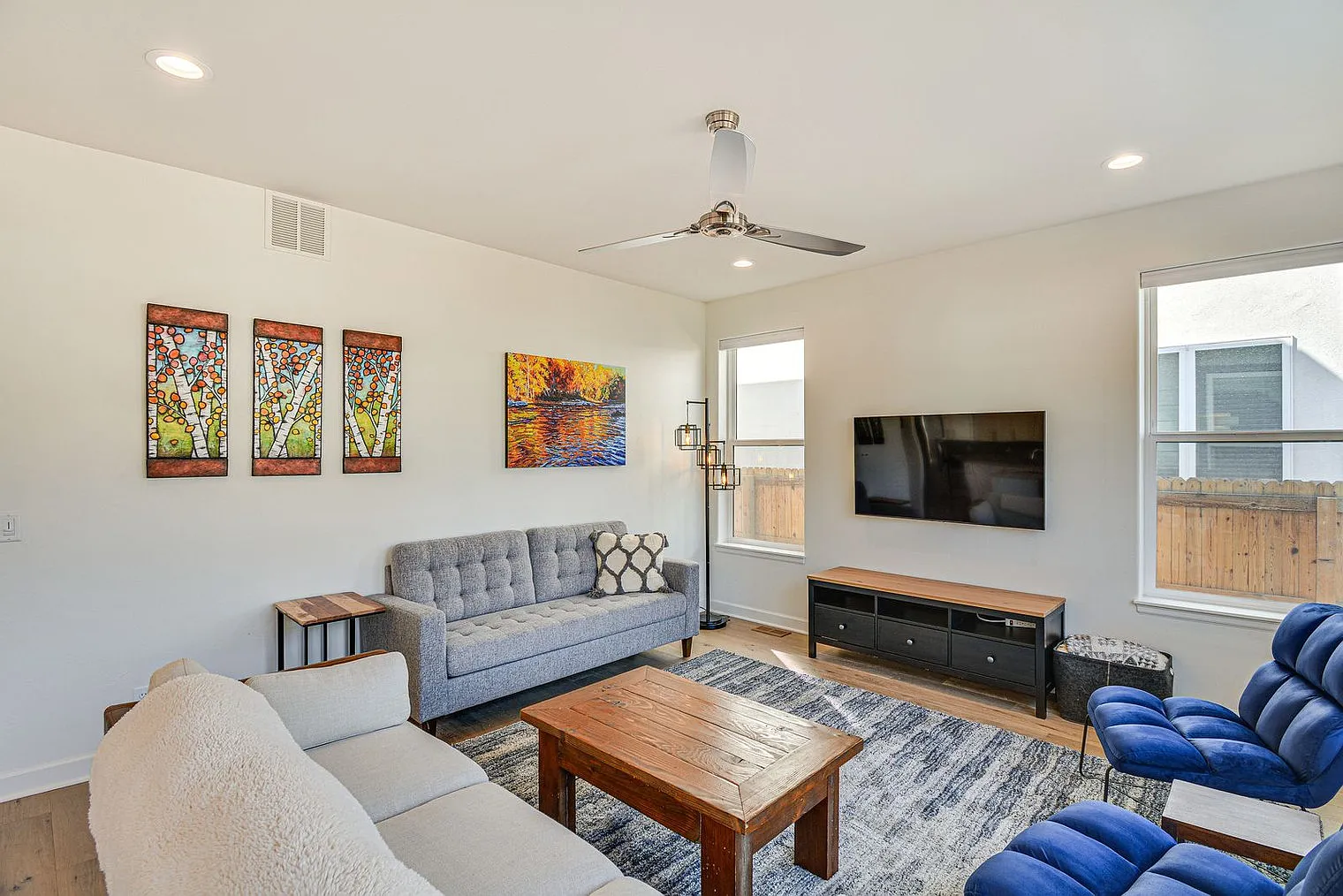 3 bed, 2.0 bath, 1851 sqft, $2,846 — Photo 1