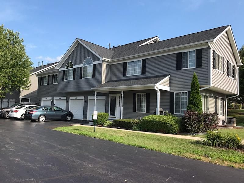 1st image of 406 Village Creek Dr #406