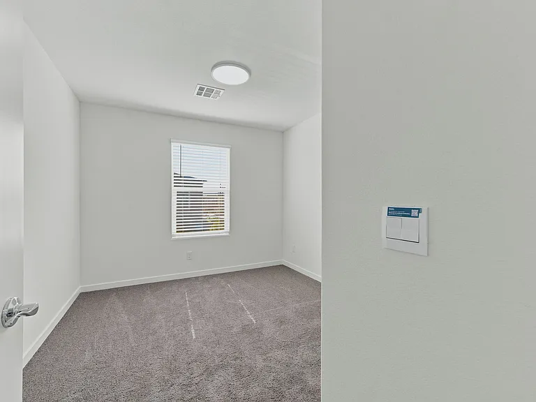 9673 Horseshoe Canyon St — Photo 20
